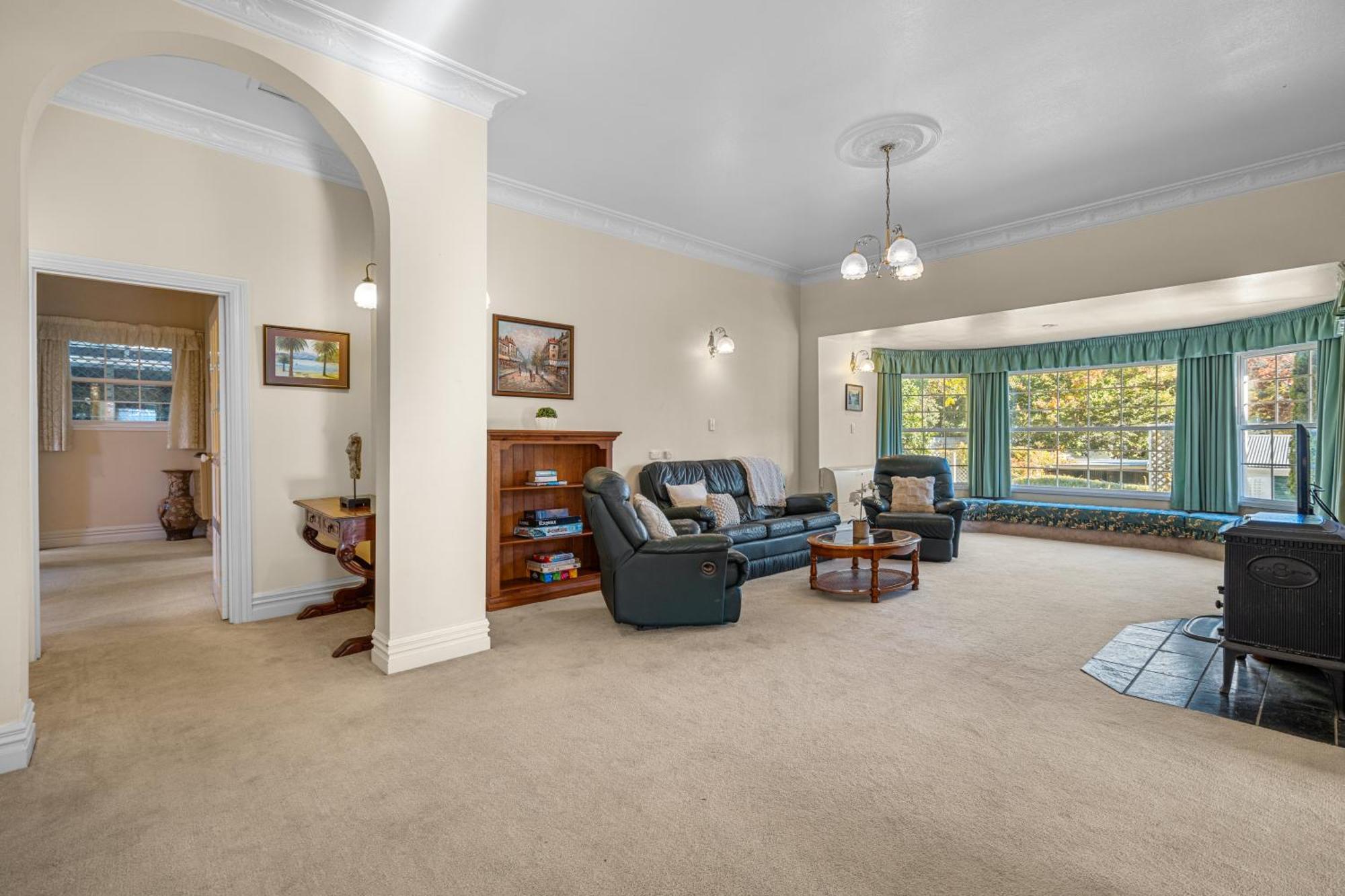 Tasman Holiday Parks Пиктон Экстерьер фото The living room