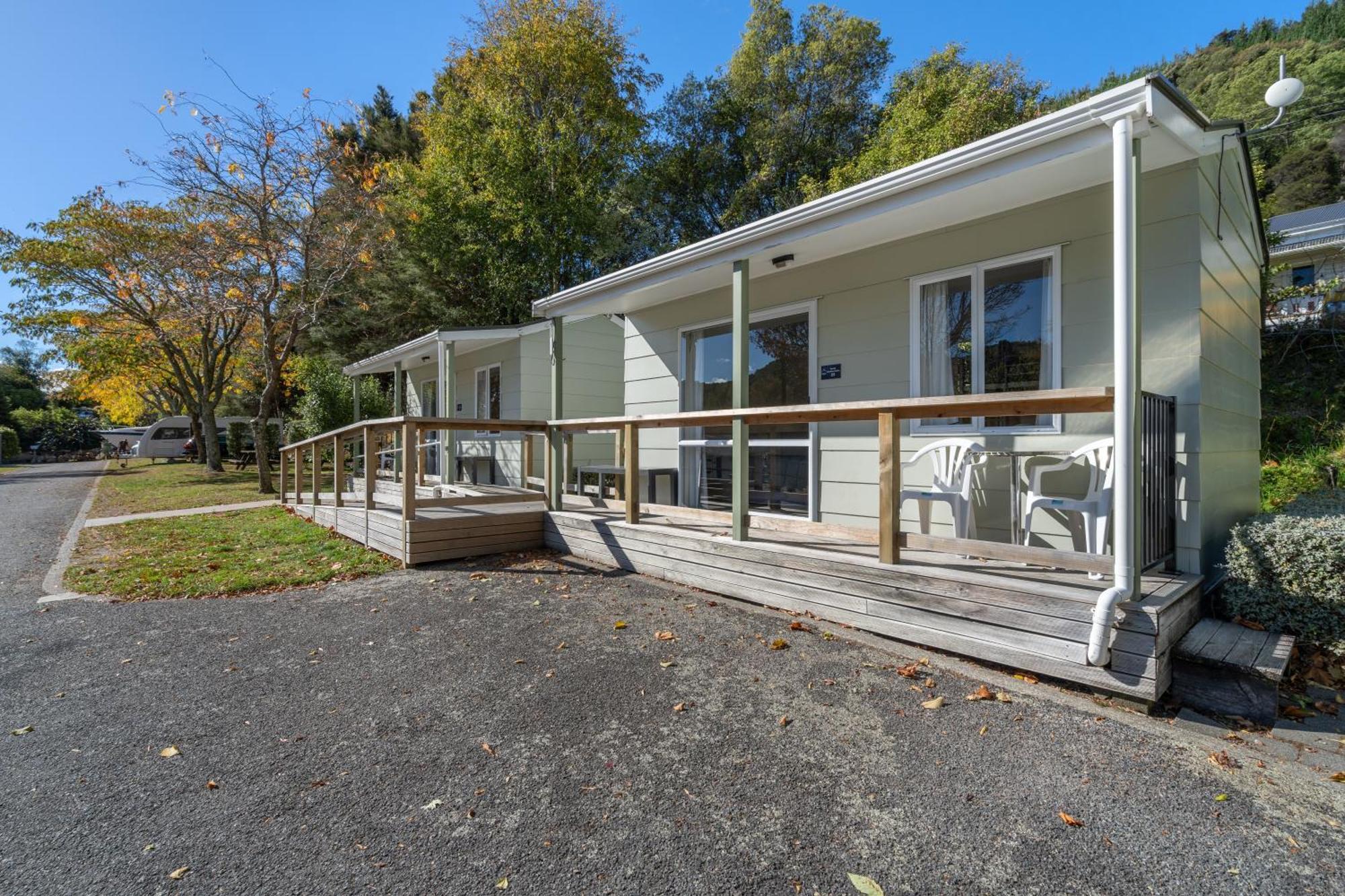 Tasman Holiday Parks Пиктон Экстерьер фото Motels in New Zealand